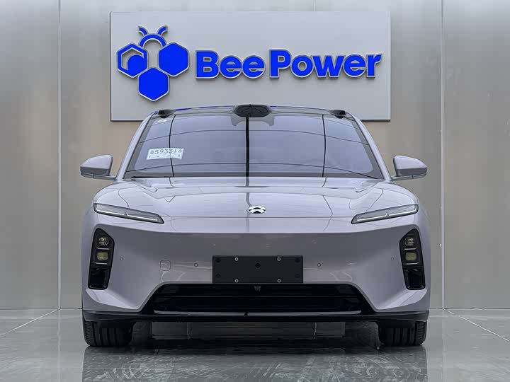 Фото 2 - Nio ET5T