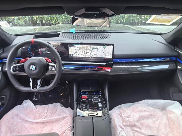 Фото 4 - BMW M5 Hybrid