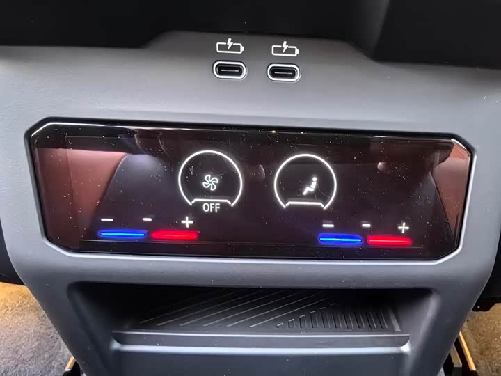 Фото 7 - BMW M5 Hybrid