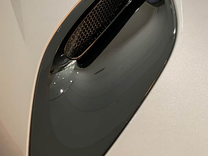 Фото 4 - Xiaomi YU7