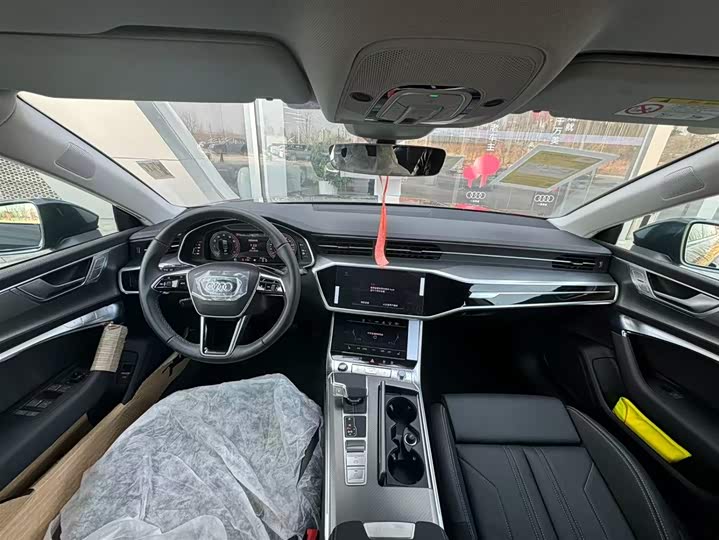 Фото 7 - Audi A7