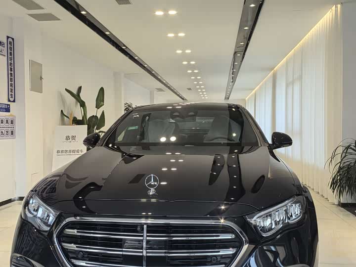 Фото 3 - Mercedes-Benz E-Class Hybrid