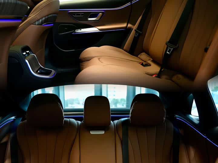 Фото 5 - Mercedes-Benz E-Class Hybrid