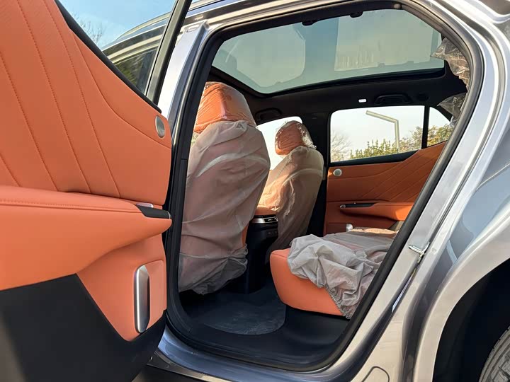 Фото 7 - Changan Qiyuan (Nevo) E07