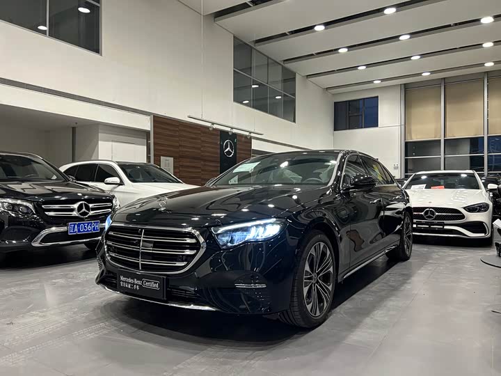 Фото 1 - Mercedes-Benz E-Class Hybrid