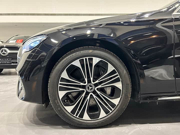 Фото 4 - Mercedes-Benz E-Class Hybrid