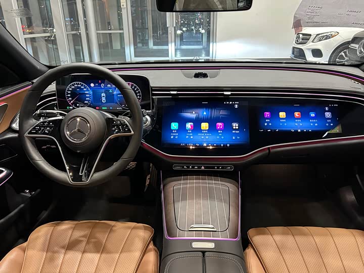 Фото 9 - Mercedes-Benz E-Class Hybrid