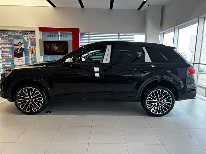 Фото 2 - Audi SQ7