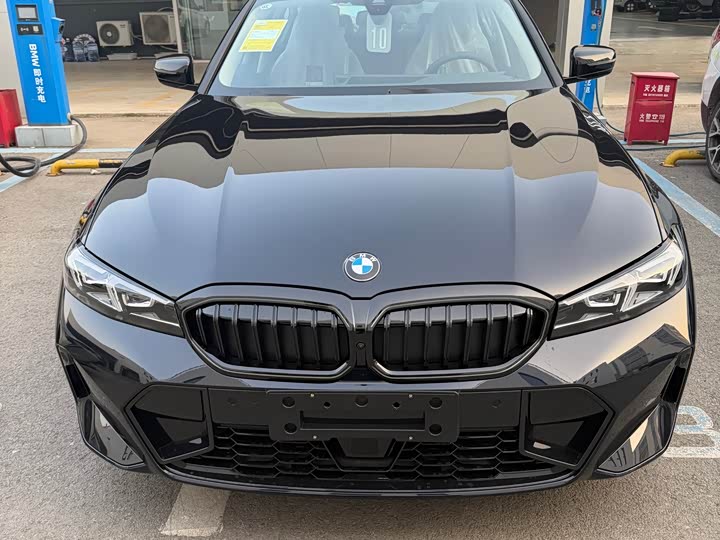 Фото 1 - BMW 3 Series