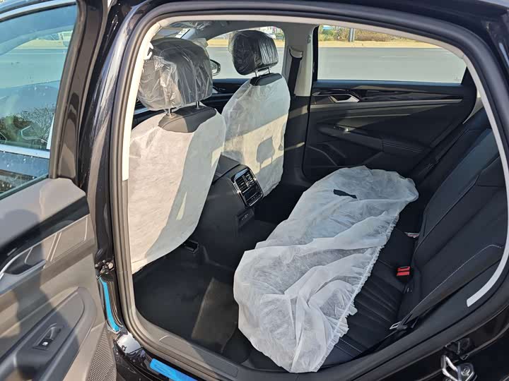 Фото 6 - Volkswagen Passat