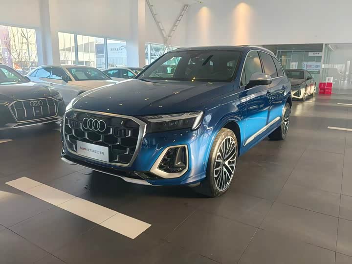 Фото 1 - Audi SQ7