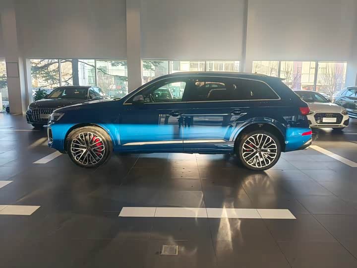Фото 5 - Audi SQ7