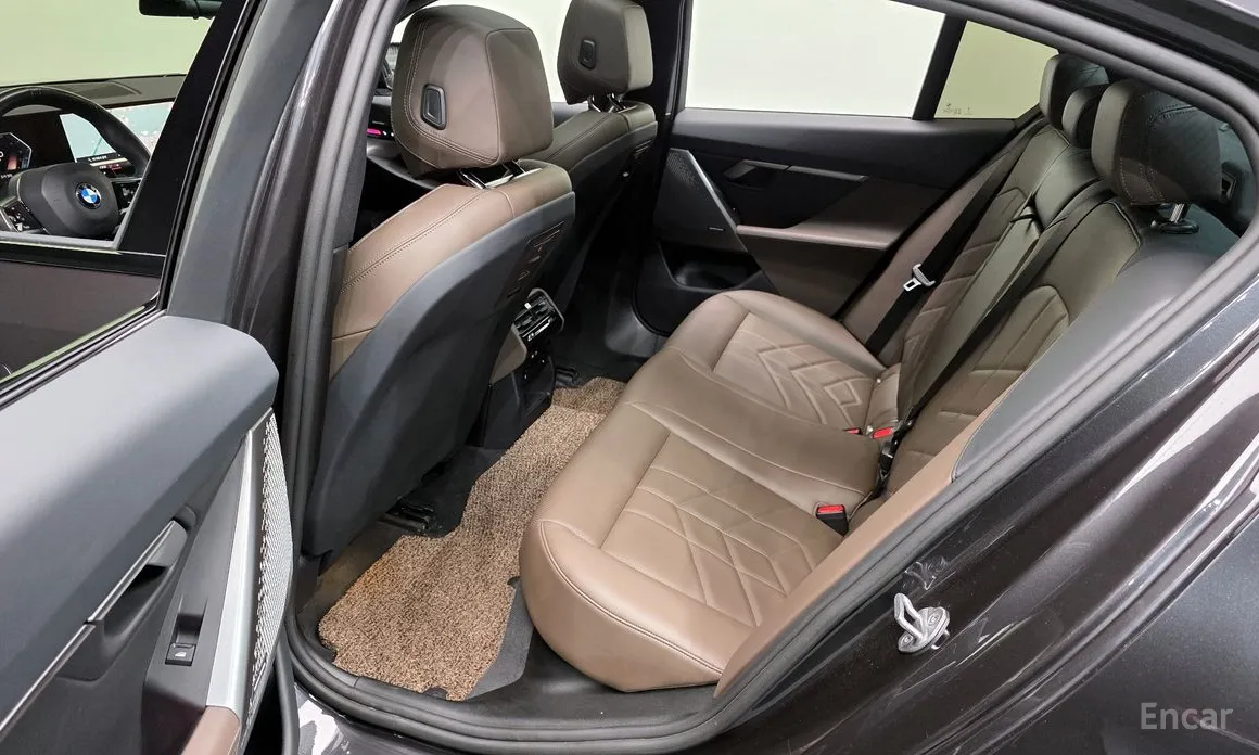 Фото 12 - BMW 5 Series