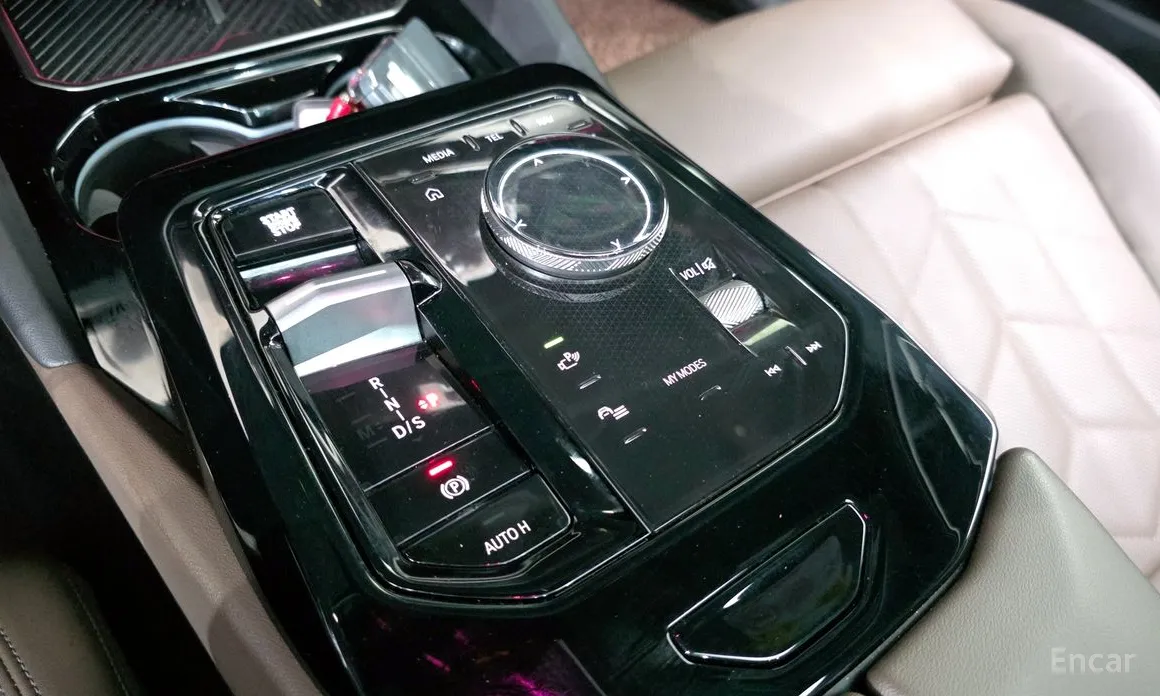 Фото 9 - BMW 5 Series