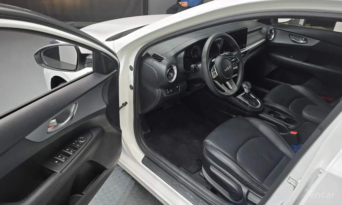 Фото 10 - Kia K3