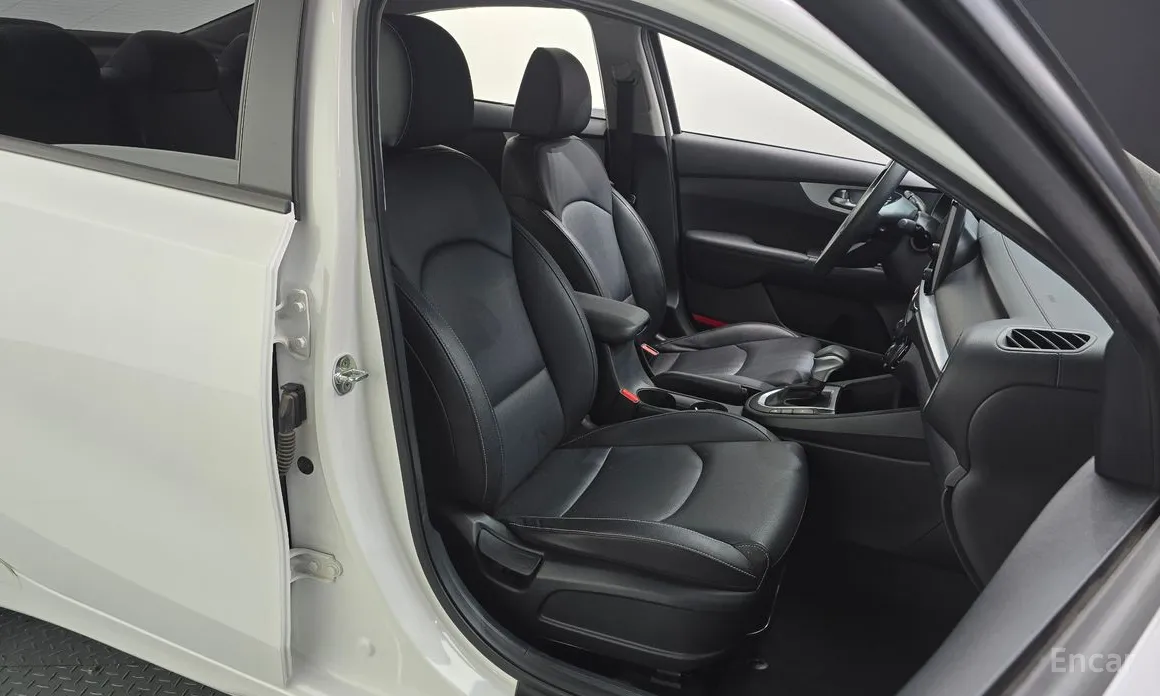 Фото 12 - Kia K3