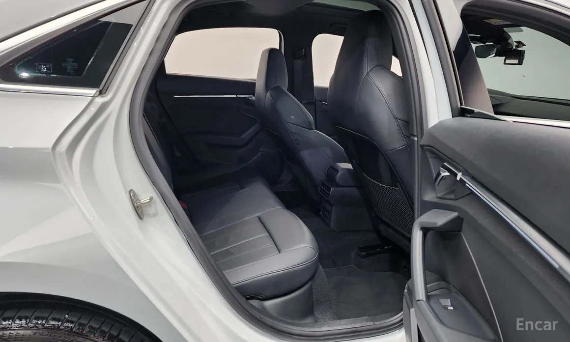 Фото 12 - Audi A3