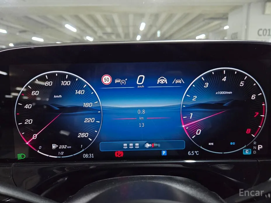 Фото 11 - Mercedes-Benz E-Class