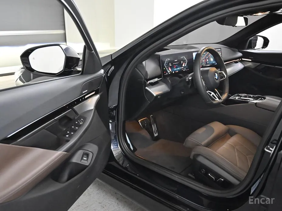 Фото 11 - BMW 5 Series