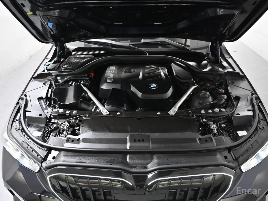 Фото 8 - BMW 5 Series