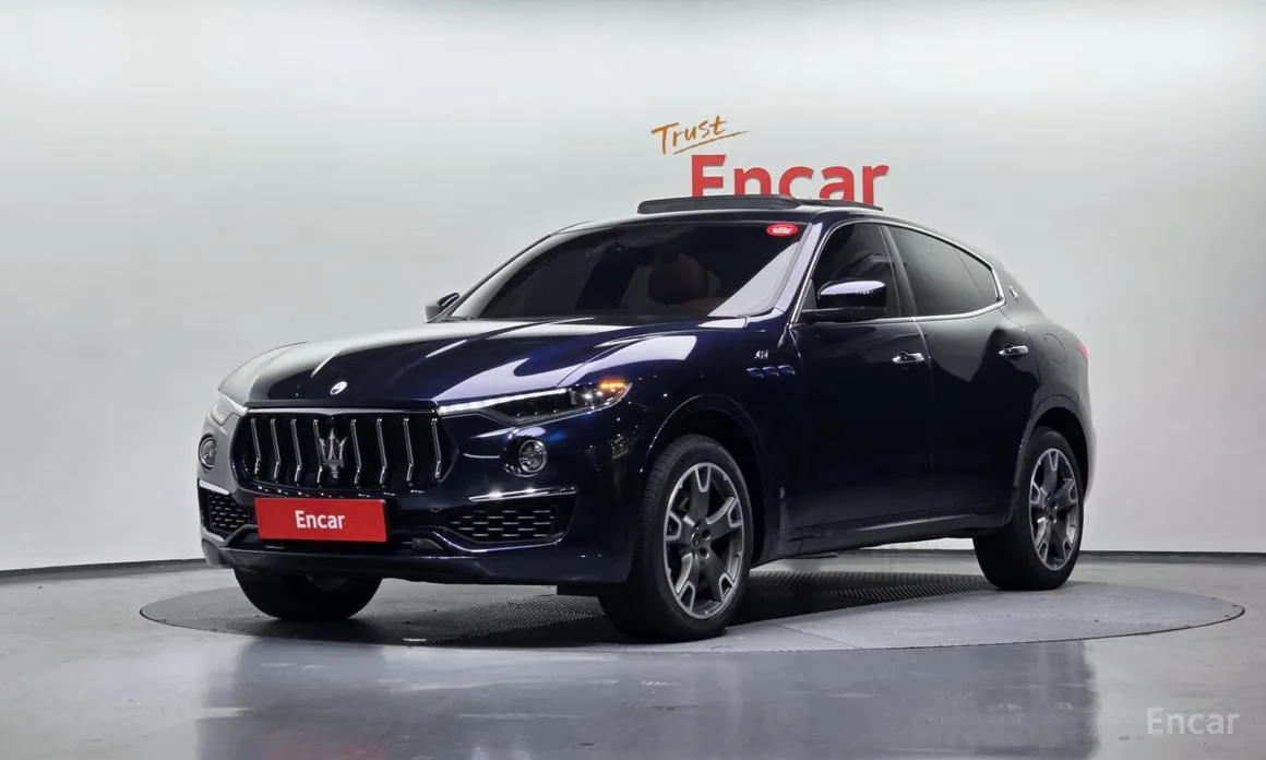 Фото 1 - Maserati Levante