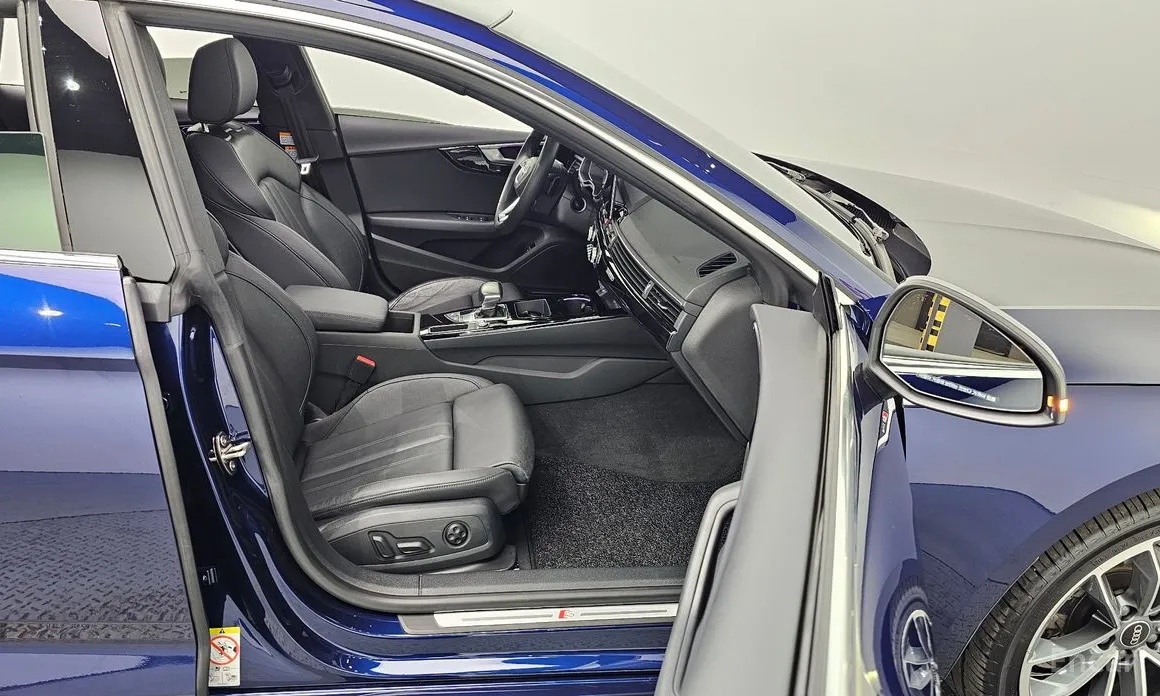 Фото 10 - Audi A5