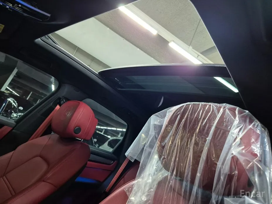 Фото 19 - Porsche Cayenne