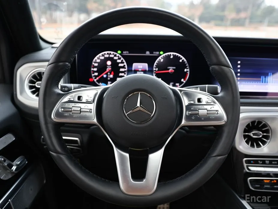 Фото 11 - Mercedes-Benz G-Class