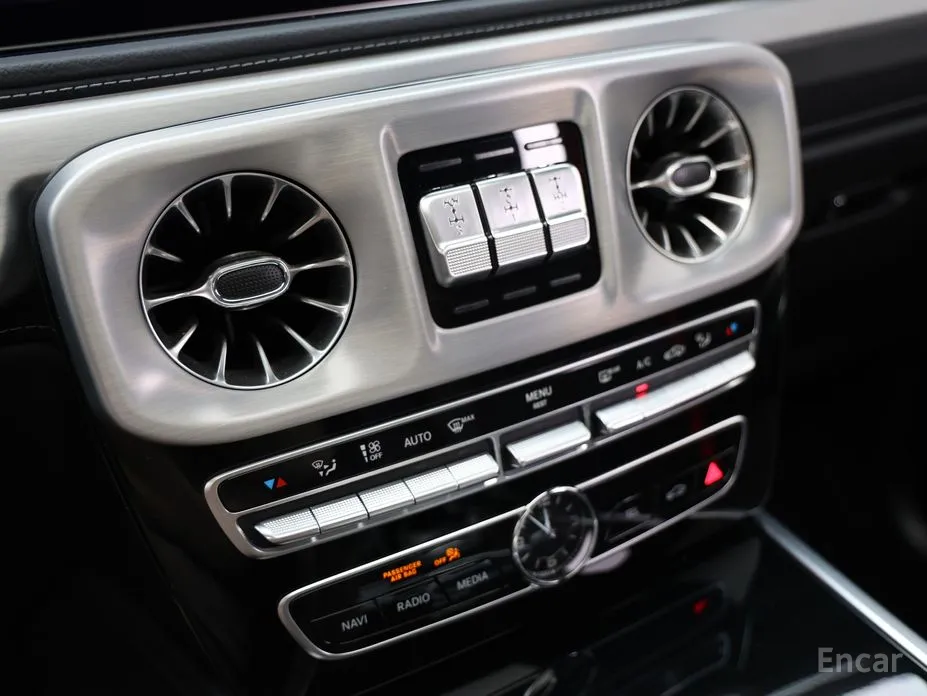 Фото 16 - Mercedes-Benz G-Class