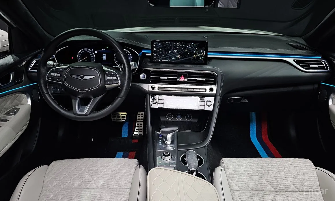 Фото 7 - Genesis G70