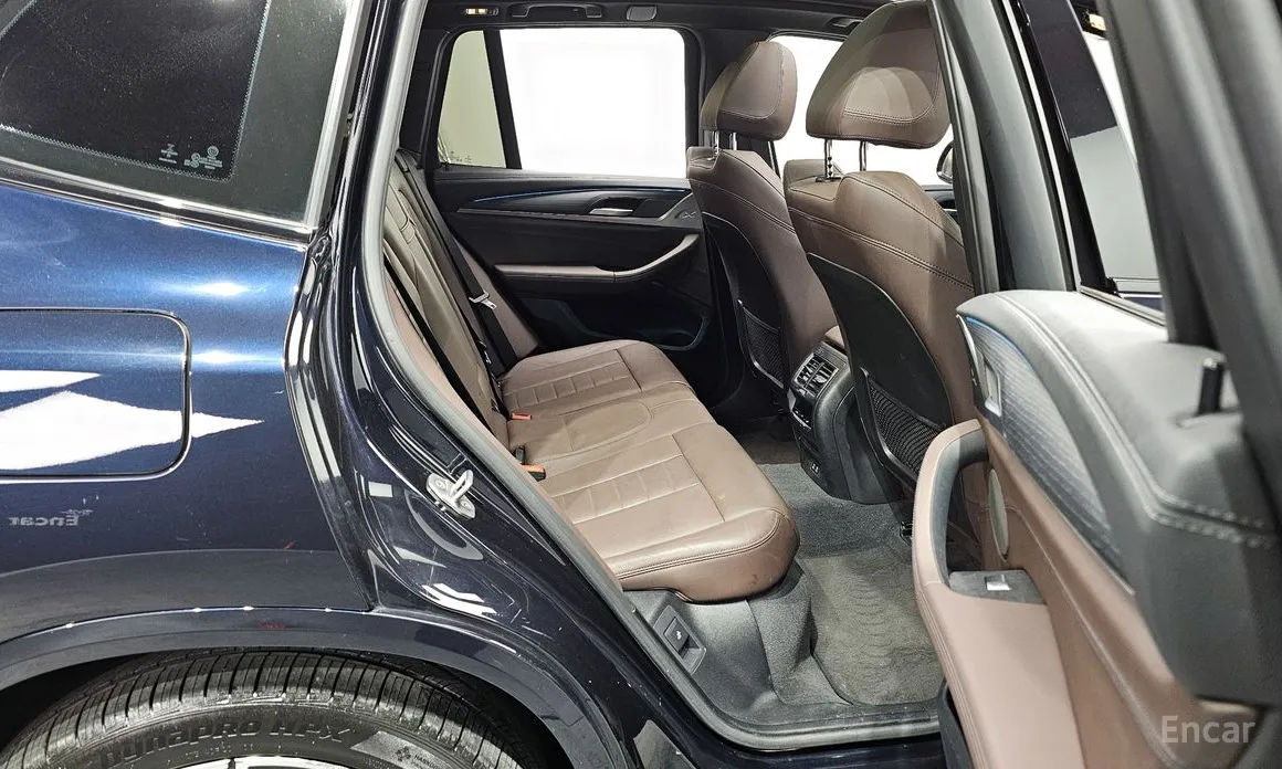 Фото 12 - BMW iX3