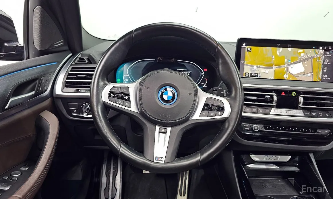 Фото 13 - BMW iX3