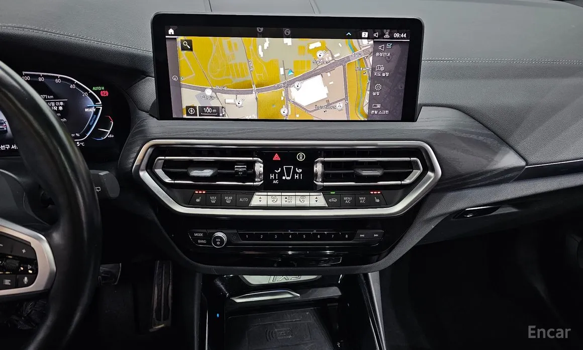 Фото 14 - BMW iX3