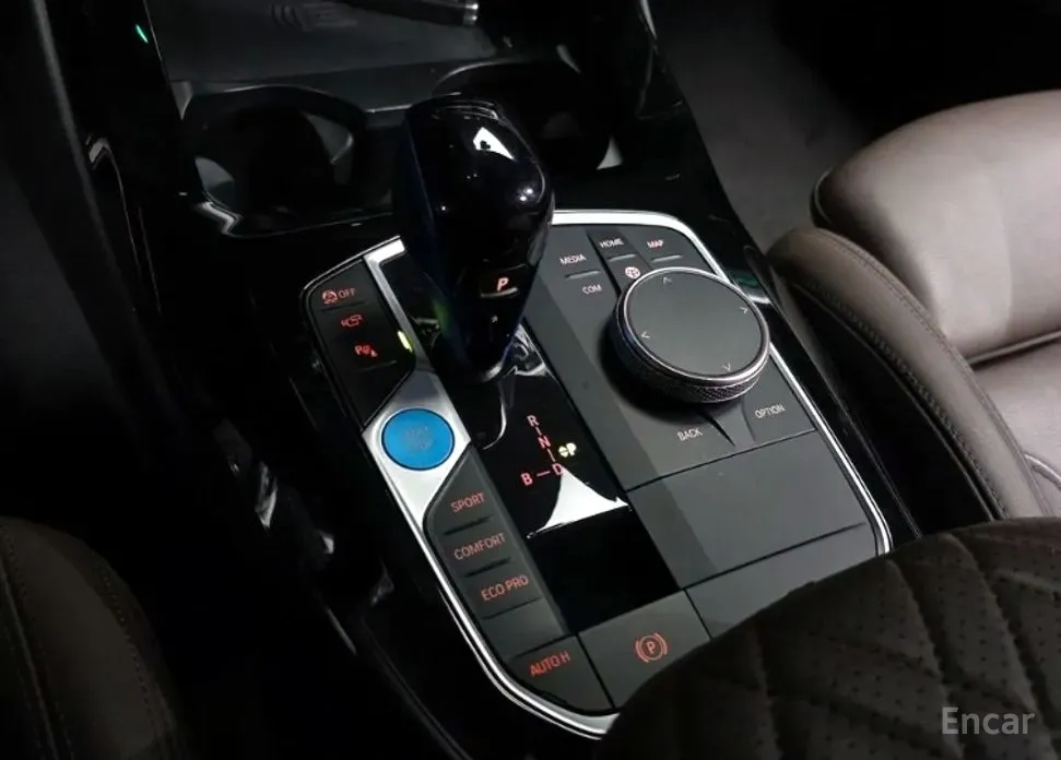 Фото 9 - BMW iX3