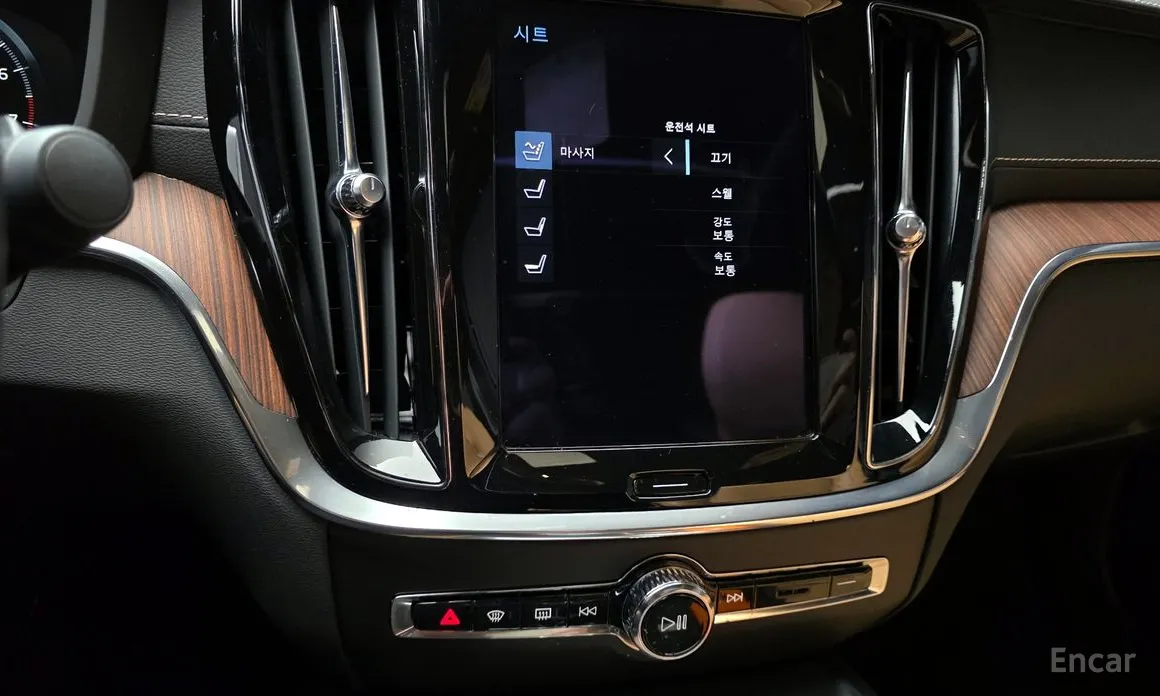 Photo 14 - Volvo S60