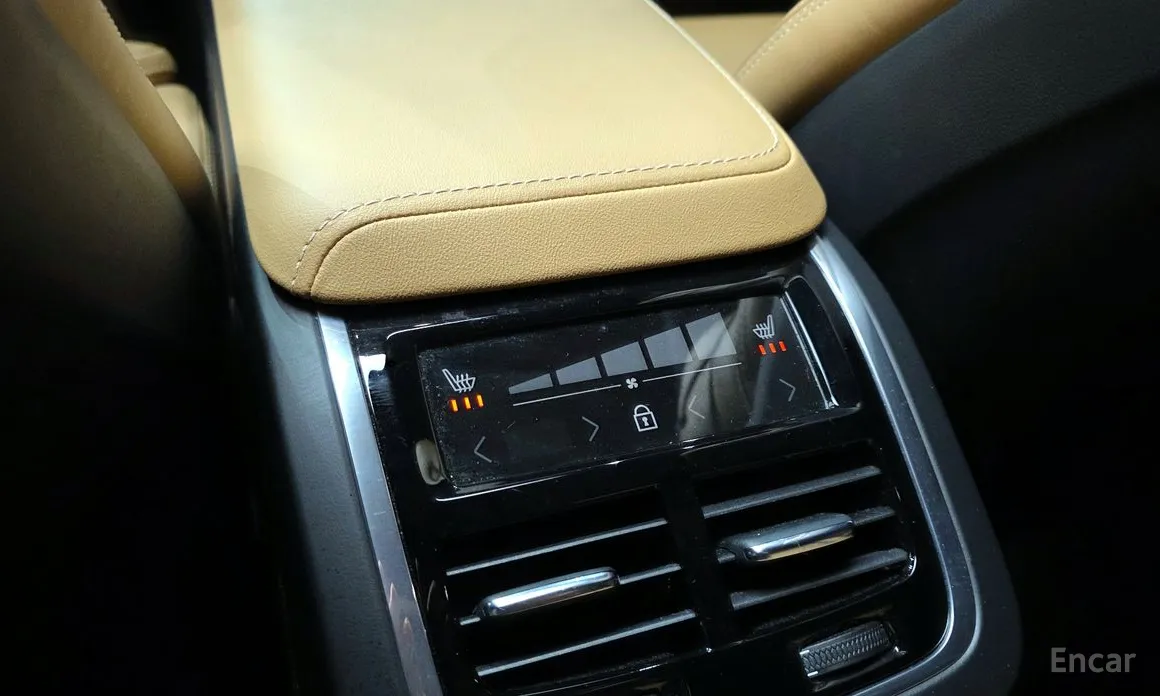 Photo 18 - Volvo S60