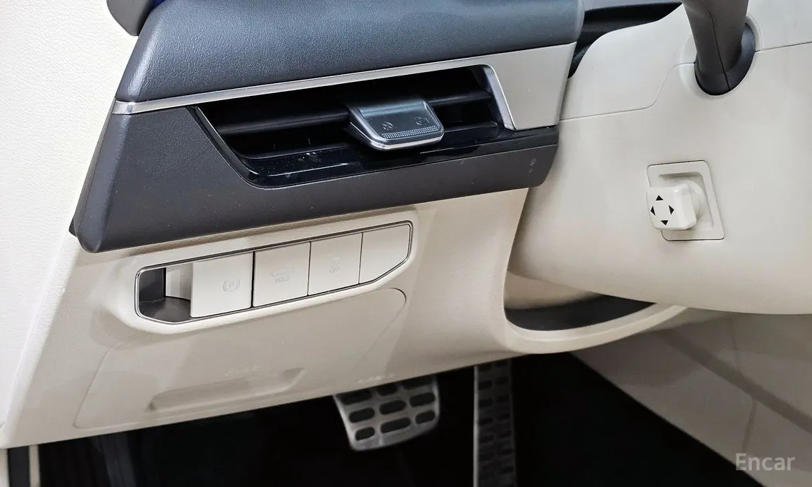 Фото 16 - Kia K8