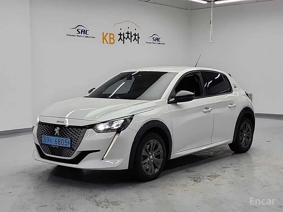 Фото 1 - Peugeot 208