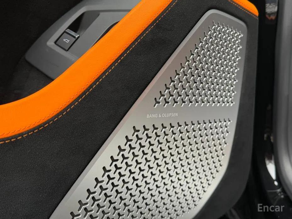 Фото 19 - Lamborghini Urus