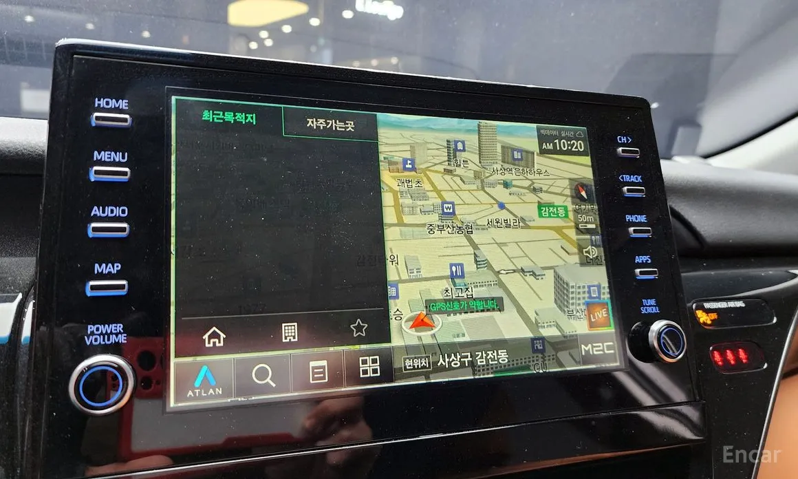 Фото 15 - Toyota Camry