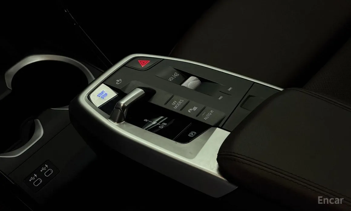 Фото 9 - BMW iX1