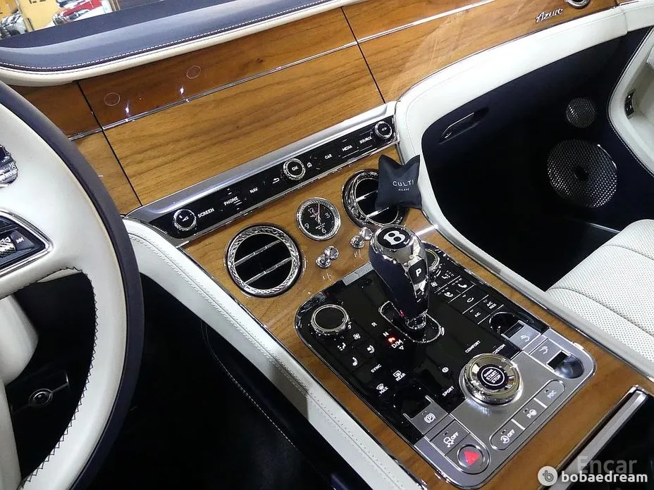 Фото 9 - Bentley Continental GT