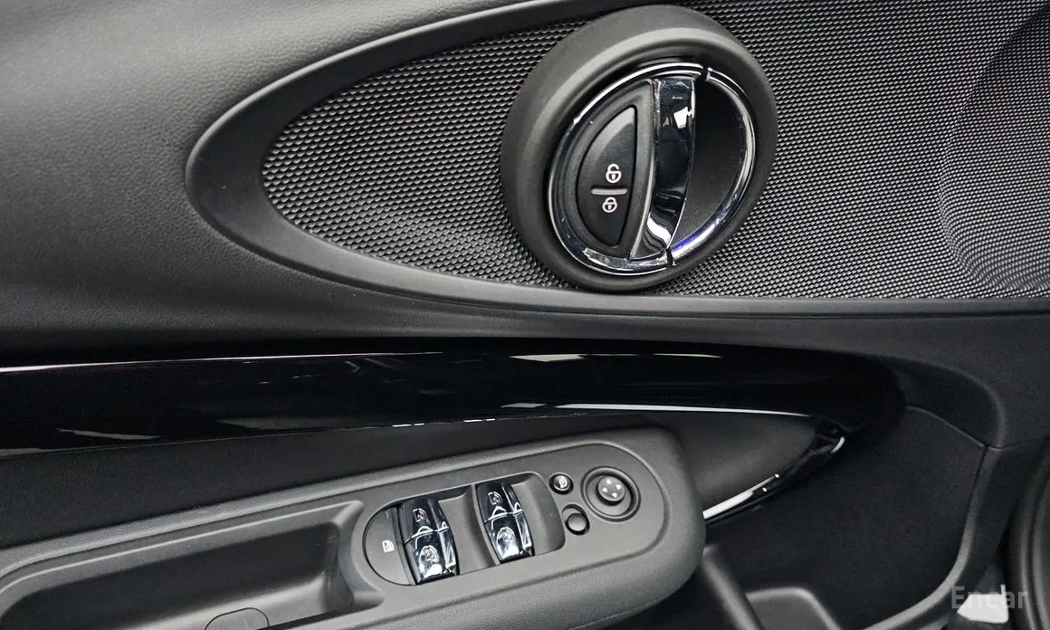 Фото 13 - Mini Clubman