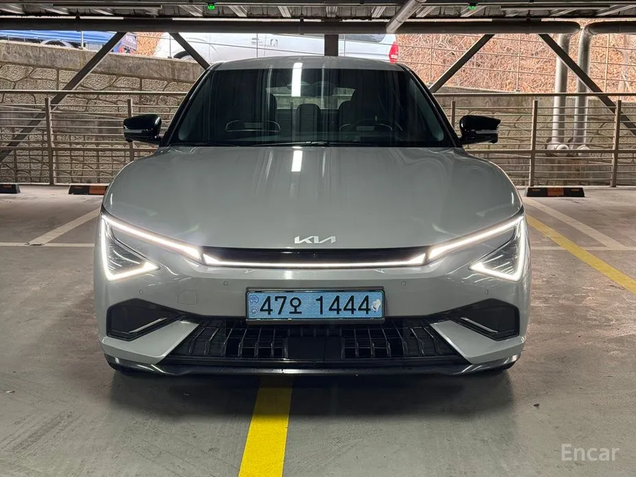 Фото 1 - Kia EV6