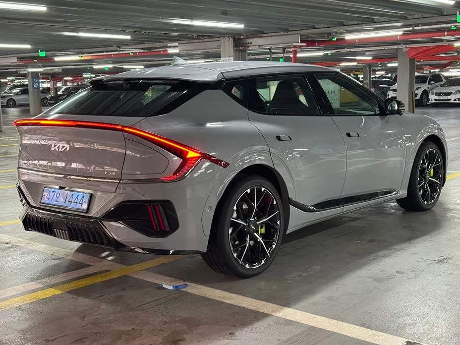 Фото 4 - Kia EV6