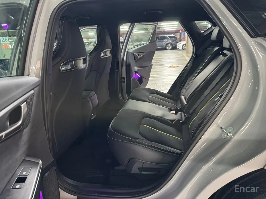 Фото 8 - Kia EV6