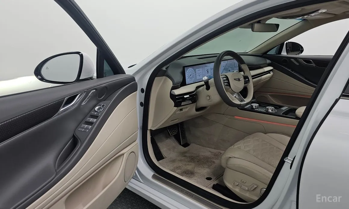 Фото 10 - Genesis G80