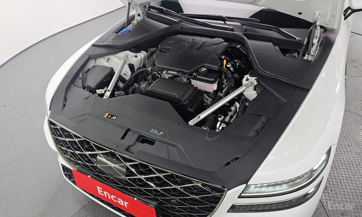 Фото 6 - Genesis G80