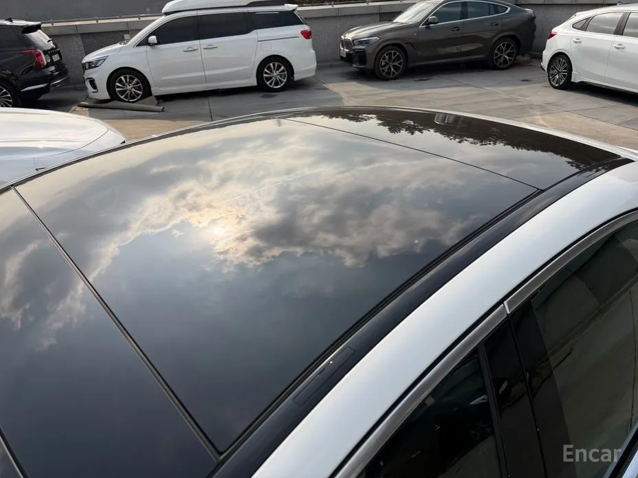 Фото 16 - Mercedes-Benz E-Class