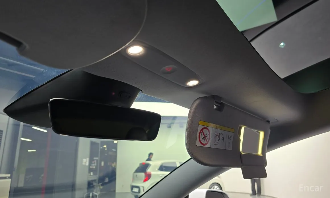 Фото 17 - Tesla Model 3